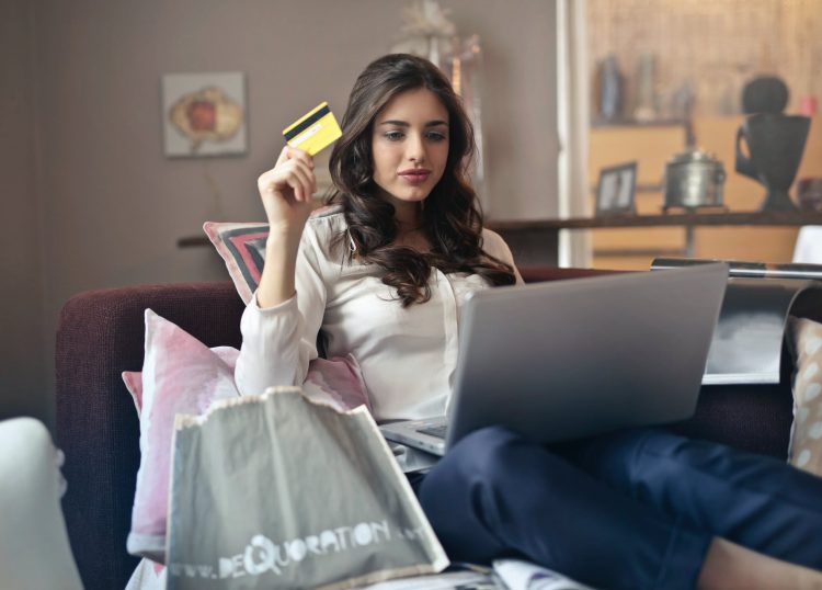 Should I Choose Reward Credit Cards?